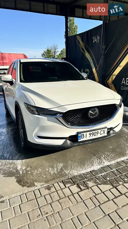 Внедорожник / Кроссовер Mazda CX-5 2018 в 