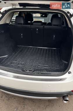 Внедорожник / Кроссовер Mazda CX-5 2018 в 