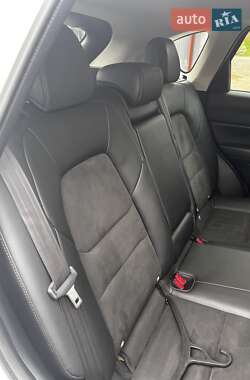 Внедорожник / Кроссовер Mazda CX-5 2018 в 