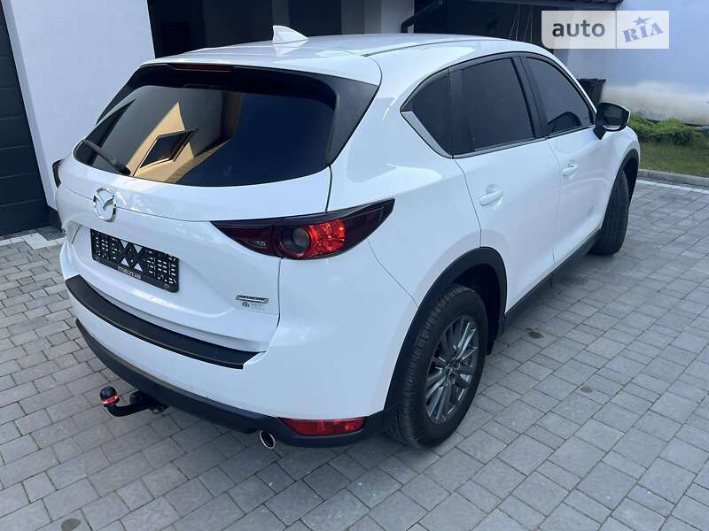 Внедорожник / Кроссовер Mazda CX-5 2017 в Дрогобыче
