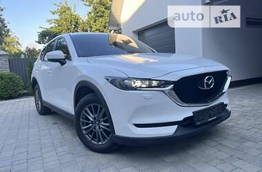 Внедорожник / Кроссовер Mazda CX-5 2017 в 