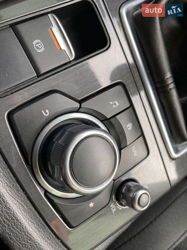 Позашляховик / Кросовер Mazda CX-5 2015 в Голованівську