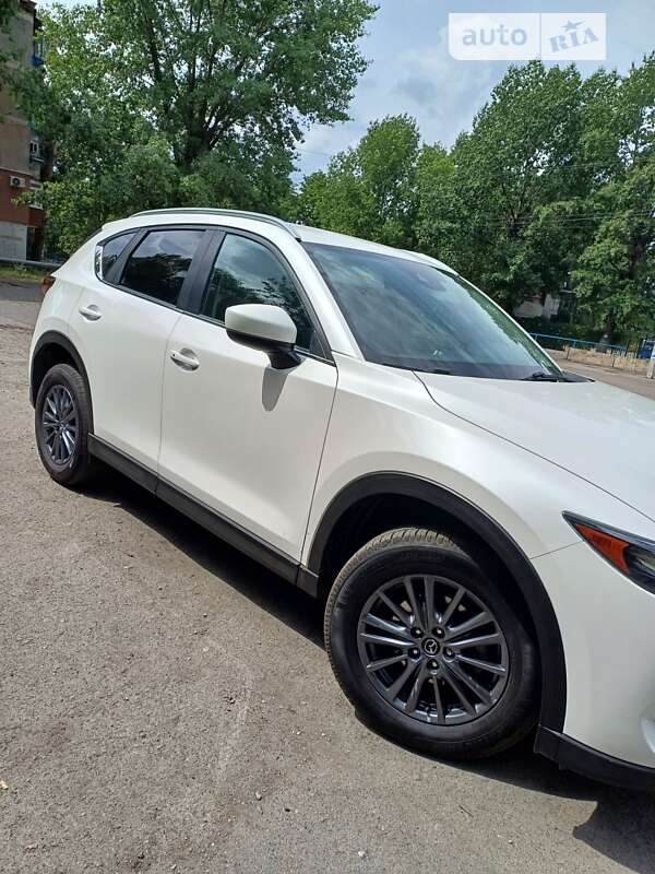 Внедорожник / Кроссовер Mazda CX-5 2020 в Першотравенске