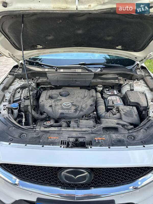 Внедорожник / Кроссовер Mazda CX-5 2018 в Староконстантинове