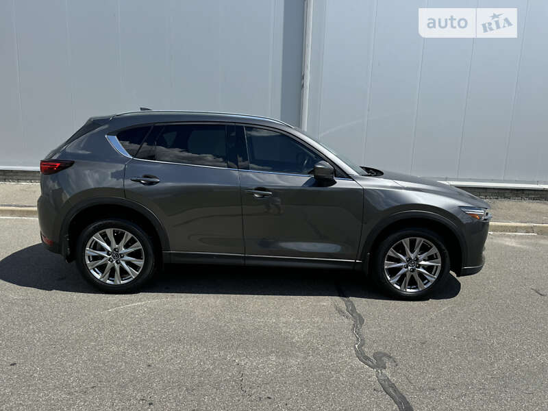 Внедорожник / Кроссовер Mazda CX-5 2019 в Киеве