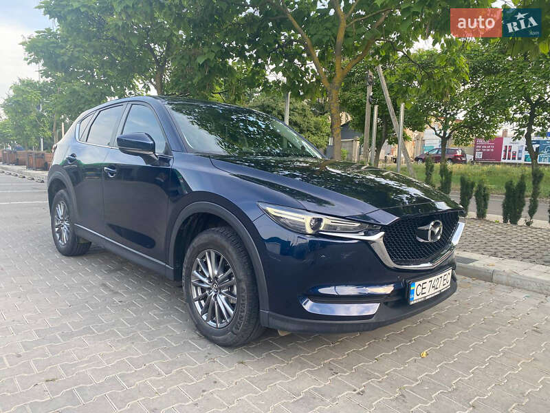 Позашляховик / Кросовер Mazda CX-5 2017 в Чернівцях