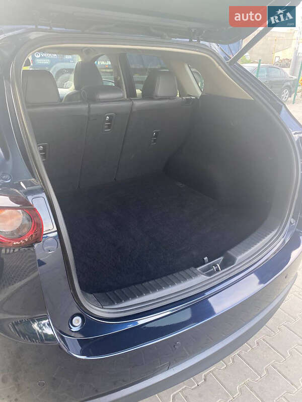 Внедорожник / Кроссовер Mazda CX-5 2017 в Черновцах