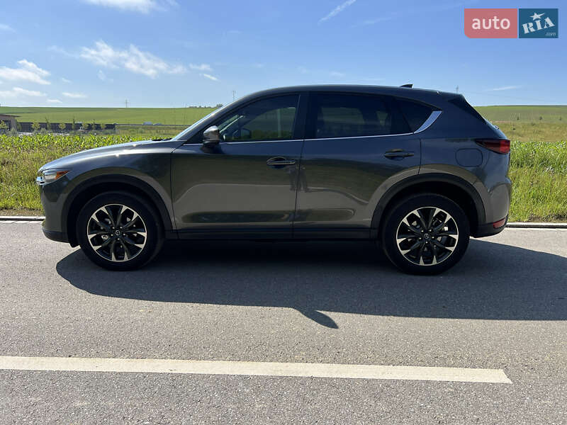 Позашляховик / Кросовер Mazda CX-5 2017 в Львові