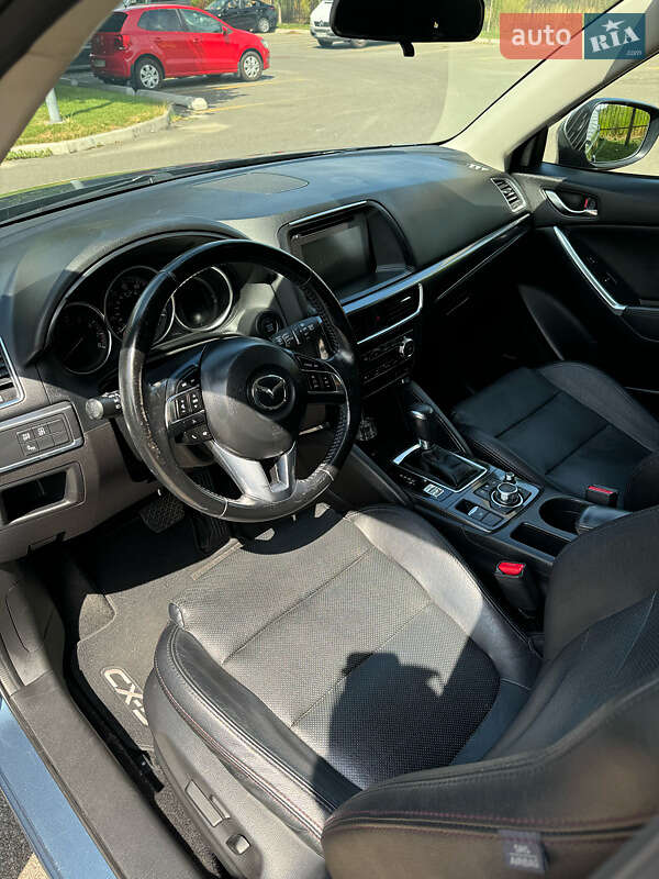 Внедорожник / Кроссовер Mazda CX-5 2016 в Софиевской Борщаговке