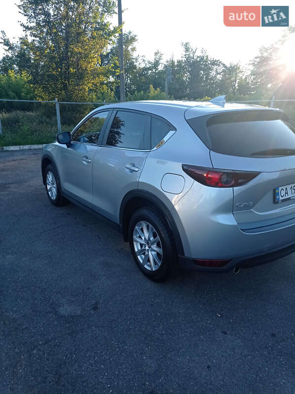Внедорожник / Кроссовер Mazda CX-5 2019 в Киеве