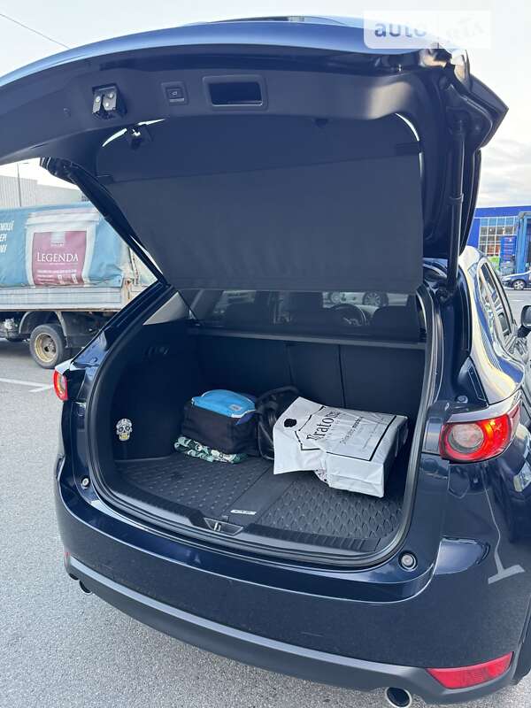 Внедорожник / Кроссовер Mazda CX-5 2018 в Киеве