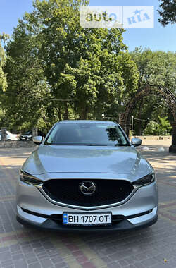 Позашляховик / Кросовер Mazda CX-5 2017 в Кагарлику