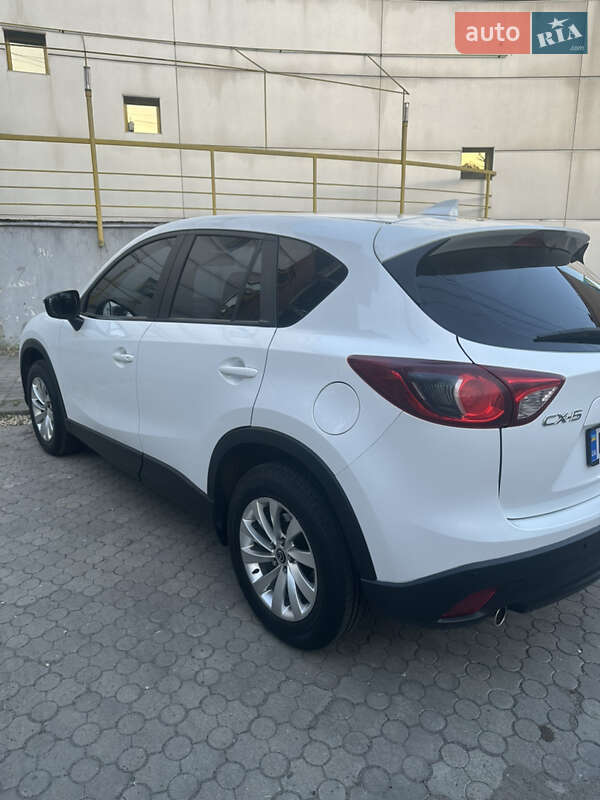 Позашляховик / Кросовер Mazda CX-5 2015 в Дніпрі