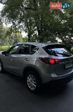Позашляховик / Кросовер Mazda CX-5 2012 в 