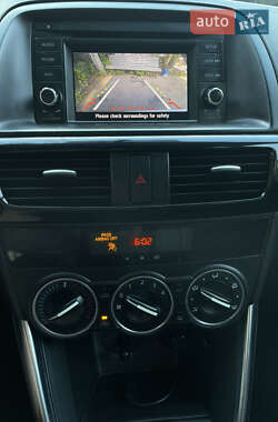 Позашляховик / Кросовер Mazda CX-5 2012 в 