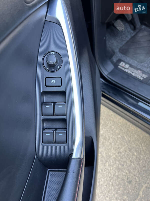 Внедорожник / Кроссовер Mazda CX-5 2014 в Новояворовске