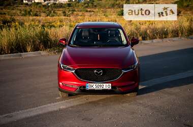 Внедорожник / Кроссовер Mazda CX-5 2018 в 
