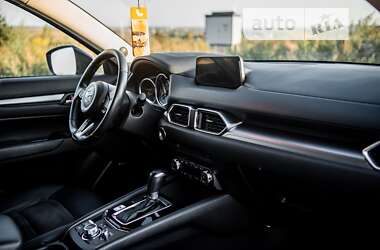 Внедорожник / Кроссовер Mazda CX-5 2018 в 