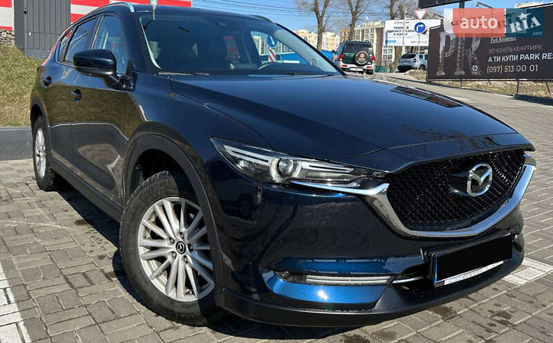 Позашляховик / Кросовер Mazda CX-5 2017 в Лубнах