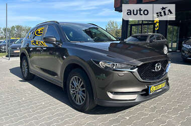 Позашляховик / Кросовер Mazda CX-5 2017 в Чернівцях