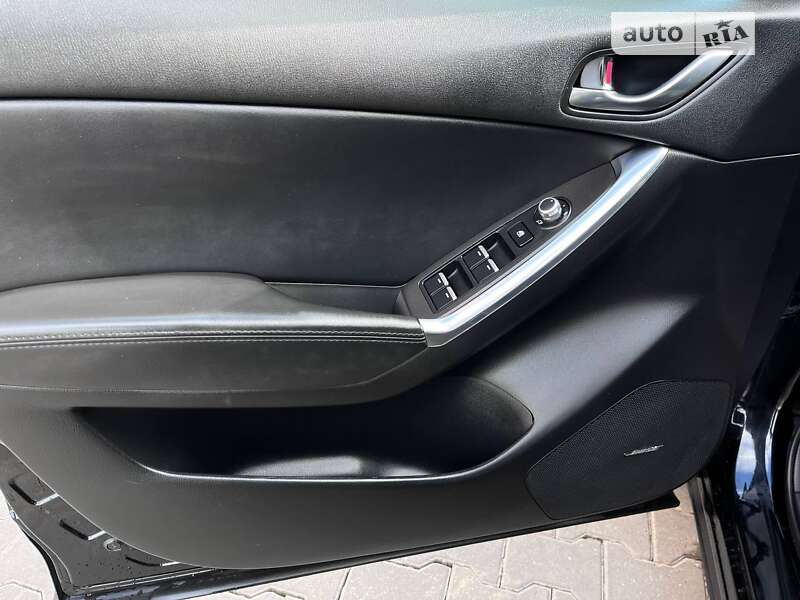 Позашляховик / Кросовер Mazda CX-5 2016 в Чернівцях