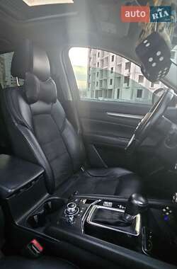Позашляховик / Кросовер Mazda CX-5 2018 в 