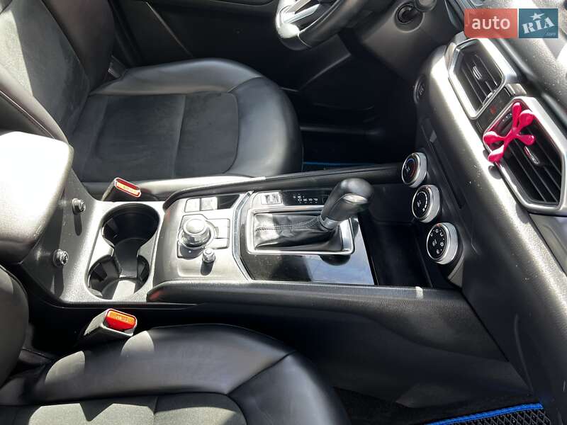 Внедорожник / Кроссовер Mazda CX-5 2019 в Никополе