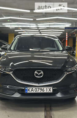 Внедорожник / Кроссовер Mazda CX-5 2017 в Киеве