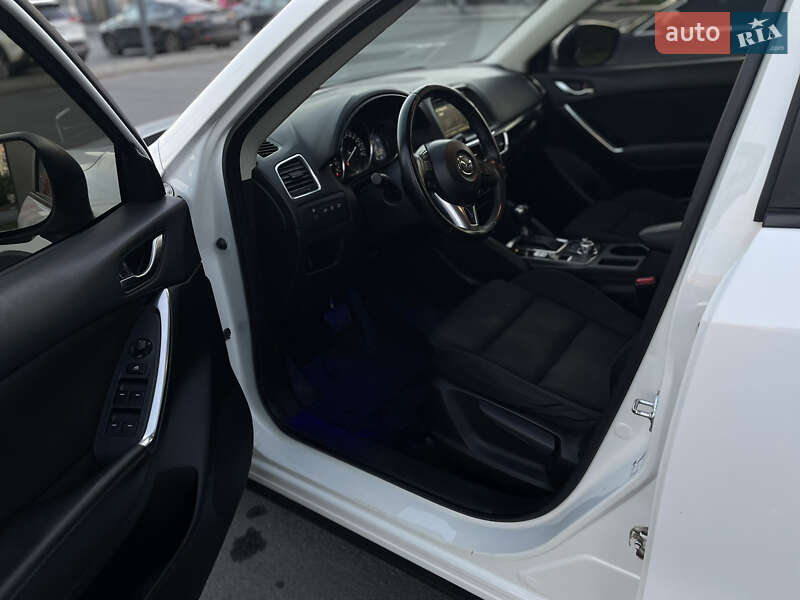 Позашляховик / Кросовер Mazda CX-5 2015 в Києві