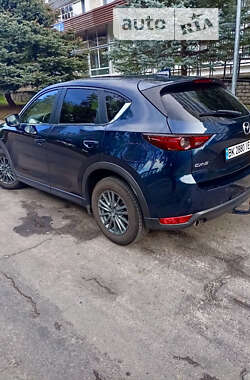 Внедорожник / Кроссовер Mazda CX-5 2017 в Вараше