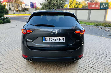 Внедорожник / Кроссовер Mazda CX-5 2018 в 