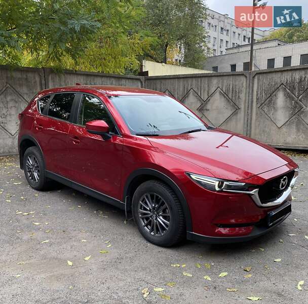 Внедорожник / Кроссовер Mazda CX-5 2018 в 