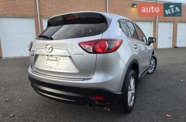 Позашляховик / Кросовер Mazda CX-5 2016 в  фото 6 Позашляховик / Кросовер Mazda CX-5 2016 в