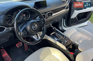 Позашляховик / Кросовер Mazda CX-5 2017 в 