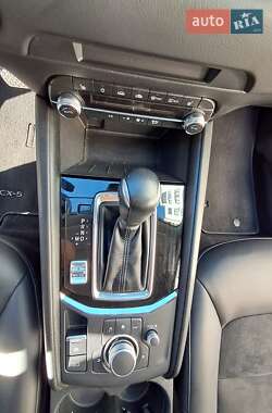 Внедорожник / Кроссовер Mazda CX-5 2019 в 