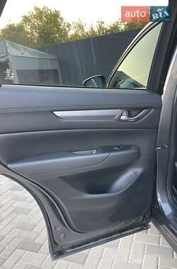 Позашляховик / Кросовер Mazda CX-5 2020 в 