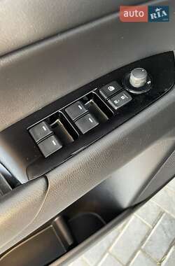 Позашляховик / Кросовер Mazda CX-5 2020 в 
