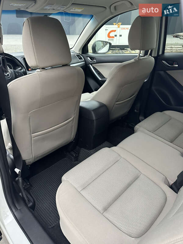 Позашляховик / Кросовер Mazda CX-5 2016 в Хмельницькому