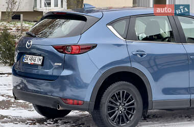 Внедорожник / Кроссовер Mazda CX-5 2018 в Ровно