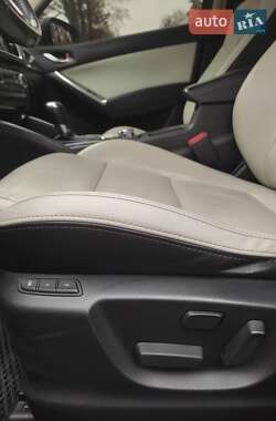 Внедорожник / Кроссовер Mazda CX-5 2016 в 
