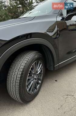 Позашляховик / Кросовер Mazda CX-5 2020 в 