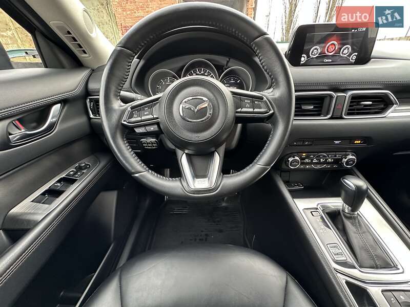 Позашляховик / Кросовер Mazda CX-5 2017 в Лубнах