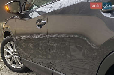 Позашляховик / Кросовер Mazda CX-5 2014 в 