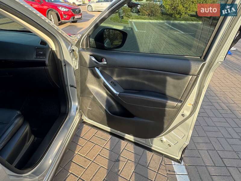 Позашляховик / Кросовер Mazda CX-5 2012 в Вознесенську