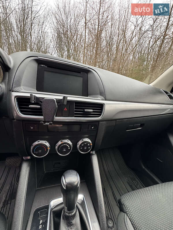 Позашляховик / Кросовер Mazda CX-5 2016 в Луцьку
