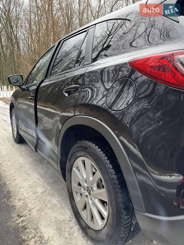 Позашляховик / Кросовер Mazda CX-5 2016 в Луцьку