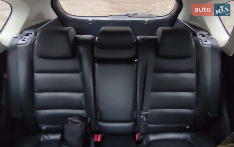 Внедорожник / Кроссовер Mazda CX-5 2013 в Кривом Роге
