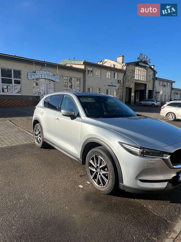 Внедорожник / Кроссовер Mazda CX-5 2017 в Сколе