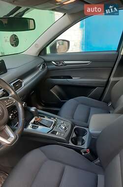 Внедорожник / Кроссовер Mazda CX-5 2018 в 