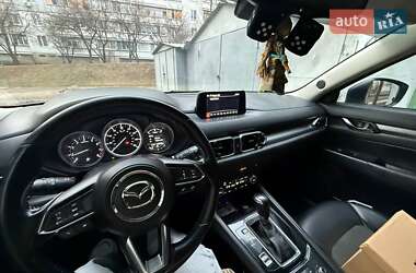 Позашляховик / Кросовер Mazda CX-5 2018 в 